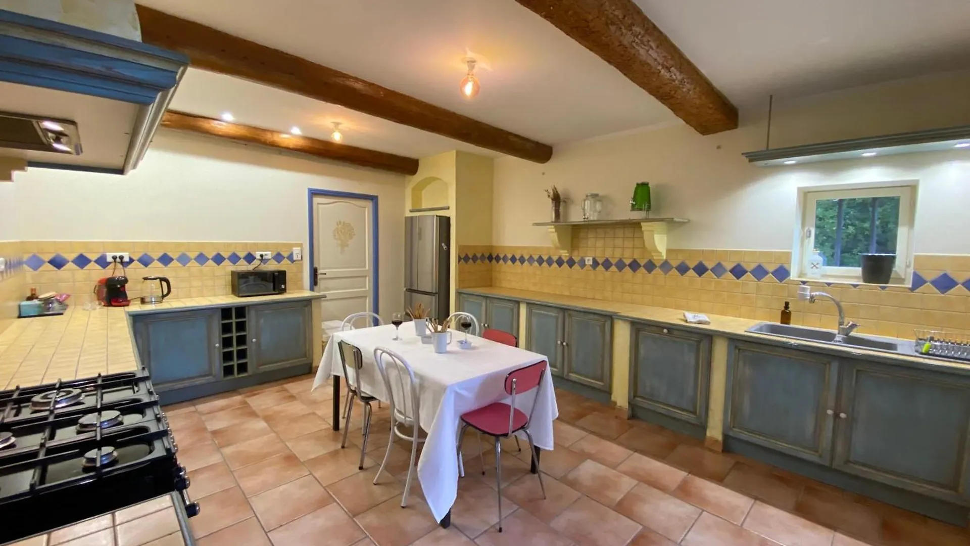 30M2 Suite In 18Th-Century Provencal Farmhouse Althen-des-Paluds Франция