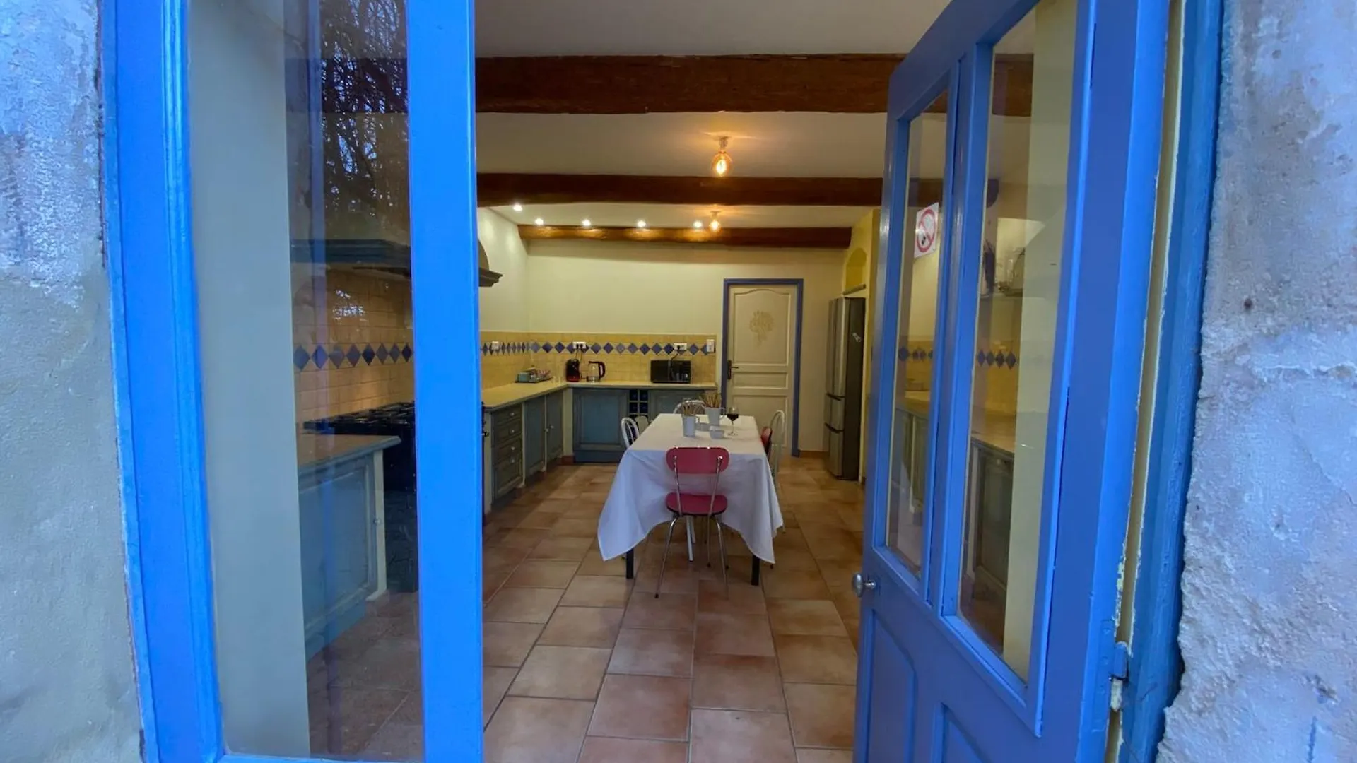 Дом отдыха 30M2 Suite In 18Th-Century Provencal Farmhouse Althen-des-Paluds
