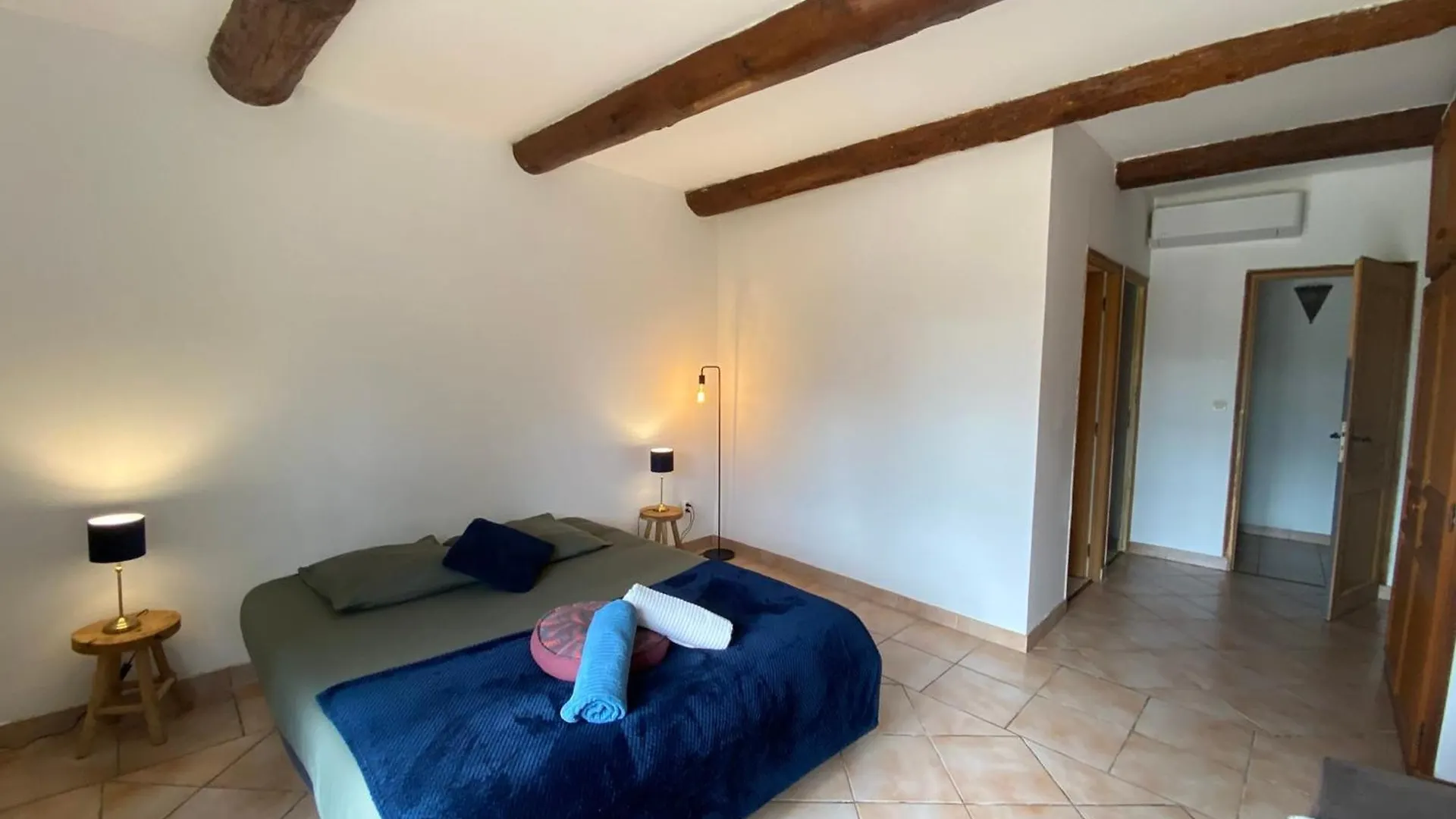 30M2 Suite In 18Th-Century Provencal Farmhouse Althen-des-Paluds Дом отдыха
